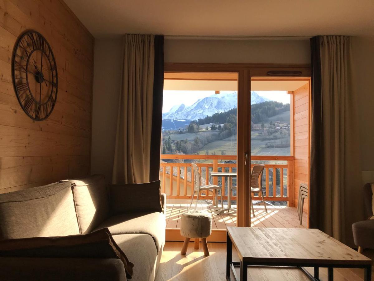 Luxury 2 Bedroom Apartment With View Of Mont Blanc Combloux Exterior photo